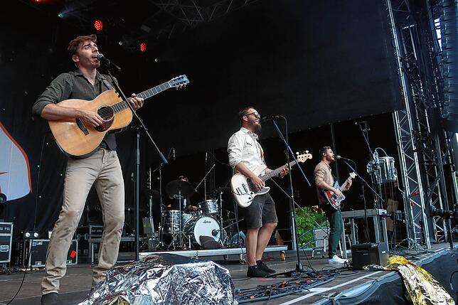 Bild 2: Fäaschtbänkler begeistern 5000 Fans beim letzten Schloss Salem Open Air – Die besten Bilder!