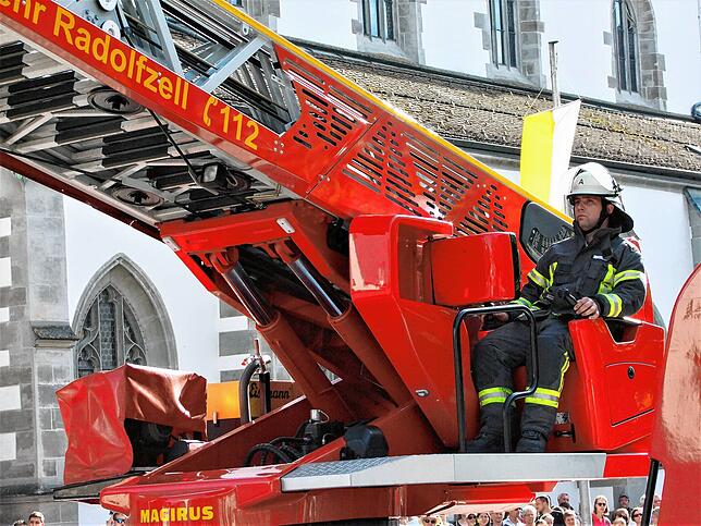 Bild 16: Bilder von der Schauübung der Feuerwehr und der Rettungsdienste auf dem Radolfzeller Marktplatz
