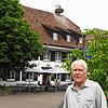 Urs Wullschleger, Storchenvater von Kaiseraugst, kümmert sich seit über 30 Jahren um die Störche.