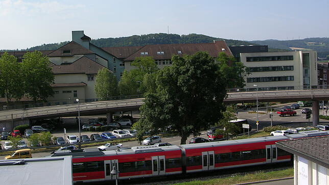 Nur noch ein Spital-Standort auf Zeit ist die Waldshuter Kaiserstraße. Trotzdem soll das Gebäude bis zum Frühjahr 2020 erweitert werden.
