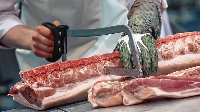 Bereits zum zweiten Mal hat die Lebensmittelaufsicht erhebliche Hygienemängel in der Metzgerei Gür festgestellt. Symbolbild.