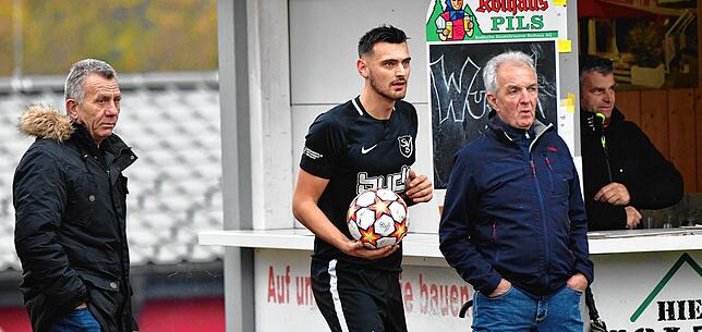 Bild 7: SV Buch besiegt die SG FC Wehr/Brennet in der Nachspielzeit mit 2:1 &ndash; und wir haben die Bilder!