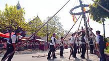 Das Maibaumstellen in Kippenhausen 2022. Auch dieses Jahr findet das traditionelle Fest wieder statt.