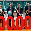Startschuss für den gemeinsamen Schulwettbewerb 2025 von Sparkasse Schwarzwald-Baar und SÜDKURIER-Medienhaus. 100.000 Euro liegen im ...