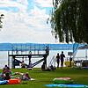 Liegewiese, Sprungturm und Gastronomie werden im Meersburger Strandbad auch ohne Zugang zu den Becken des Freibads gut angenommen.