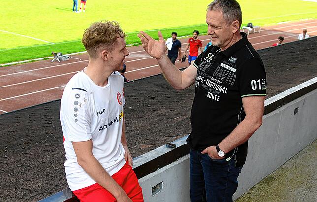Bild 17: Die besten Bilder vom Verbandsliga-Verfolgerduell zwischen dem SC Pfullendorf und dem SV Linx!