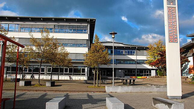 Das Nellenburg-Gymnasium in Stockach. Die Schule bekommt 47 Displays von den insgesamt 102 bestellten für alle Schulen der Stadt. Bild: ...
