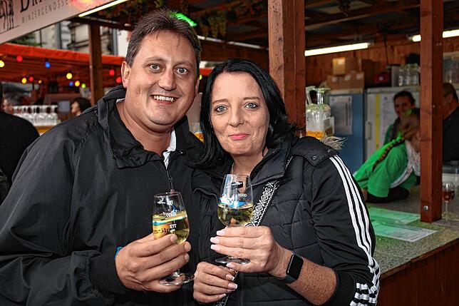 Bild 3: So stimmungsvoll war der Auftakt beim Konstanzer Weinfest 2025 – mit Bildern vom Fest