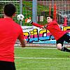 Kontaktarm und mit negativem Test: Fußballtraining ist unter Einhaltung der Corona-Vorgaben wieder erlaubt. Unser Bild entstand vor ...