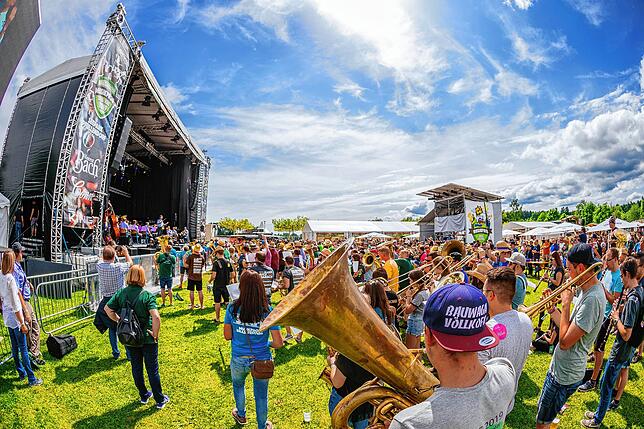 Das Musikprob Brass-Festival am 15. Juni 2019 in Pfullendorf bei strahlendem Sonnenschein.