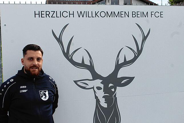 Verbundenheit: Luigi „Gino“ Lentisco spielt – abgesehen von einem Abstecher zum FC Grießen – seit frühester Kindheit für den FC Erzingen ...