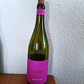 Der Grauburgunder 2024 vom Weingut Aufricht kostet 13,90 Euro.