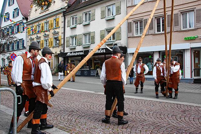 Bild 2: Bilder vom Narrenbaum-Setzen in Stockach Teil 3
