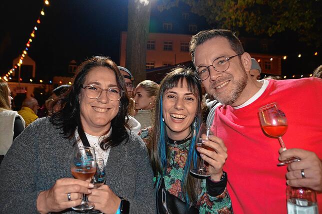 Die weiteste Anreise hatte Marilina Maraglia (Mitte) aus Argentinien. Zusammen mit Martina und Boris Mattes aus der Familie ihrer ...