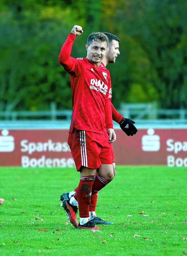 Bild 8: Die besten Bilder von der Landesligapartie zwischen dem FC Überlingen und dem FC Gutmadingen