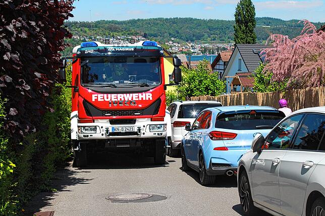 In manchen Wohnstraßen war ein Durchkommen für Einsatzfahrzeuge kaum möglich. Solche Hinweise sind auch für den Gemeindevollzugsdienst ...