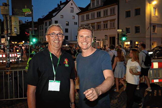 Bild 31: Die Massen strömen zum großen Flohmarkt. Hier gibt‘s die Fotos aus Konstanz