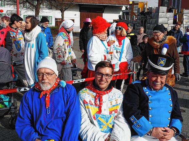 Bild 26: Bilder vom Narrenbaumstellen in Altenburg