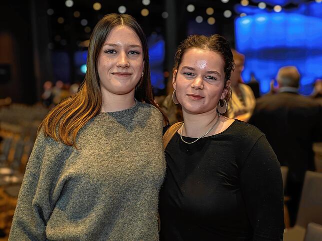 Die Konstanzer Schülerinnen Lieselotte Blick und Freda Pfäfflin.