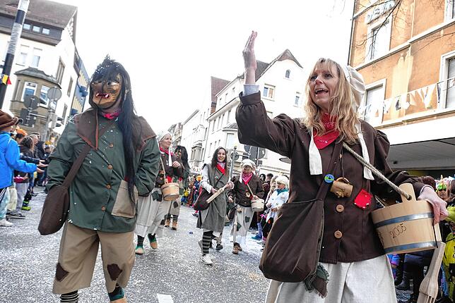 Bild 13: Bilder vom großen Fasnet Samschdig-Umzug der Poppele-Zunft (3)