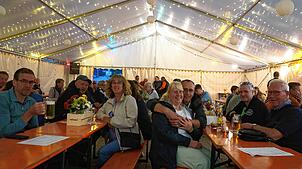 Bild : Aichen feiert das 48. Dorffest - so bunt war das Fest der Aichener Vereine