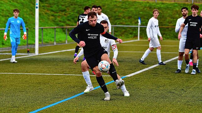 Bild 10: SG FC Wehr/Brennet besiegt den FC Schönau mit 3:0 &ndash; und wir haben Bilder!