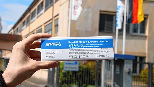 Ab kommender Woche sind Radolfzeller Unternehmen verpflichtet, Corona-Schnelltests für die Beschäftigten anzubieten. Die Allweiler GmbH ...