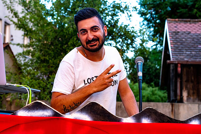 Kulturnacht Schwenningen.
Bürkstrasse, Fest der Türkisch-Griechischen Freundschaft, DJ