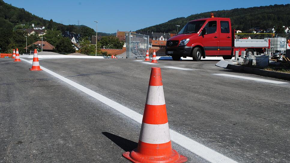 Bild : Seit einem Jahr wird die Kolpingbrücke saniert. Eine Chronologie der Baustelle und ihre Auswirkungen auf den Verkehr