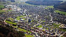 In der Blumberger Kernstadt, die das Luftbild von Mai 2016 zeigt, wurden die Bodenrichtwerte zum Teil um bis zu 50 Prozent erhöht. ...