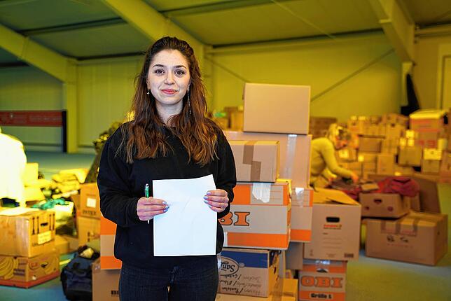 Neslihan Kaya gehört zu den Mitinitiatoren der Hilfsaktion. Alle Beteiligten seien Angehörige von Betroffenen aus dem Erdbebengebiet, ...