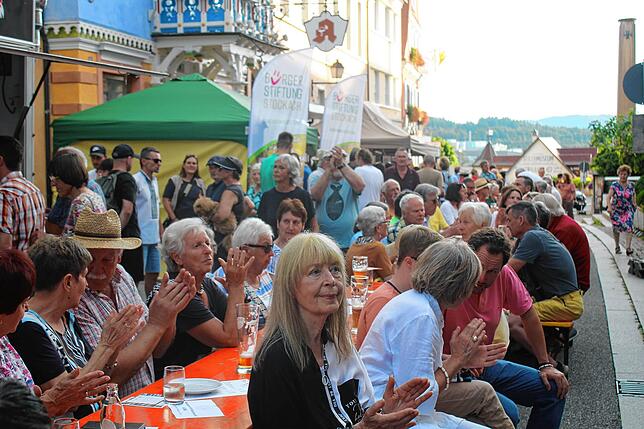 Bild 27: Bilder von der Premiere von „Stockach is(s)t bunt“ (2)