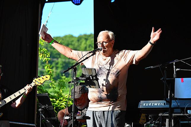 Bild 35: Sommer, Musik, gute Laune: So feierte Gurtweil das Gurtwiil Open Air 2025 - Das sind die besten Bilder