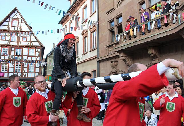 Bild 21: Bilder vom Fasnetsmäntigumzug in Meßkirch