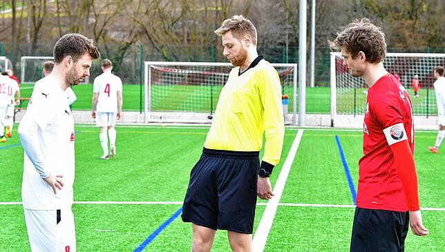 Bild 2: TuS Binzen besiegt den FC Hochrhein mit 4:2 &ndash; und wir haben Bilder!