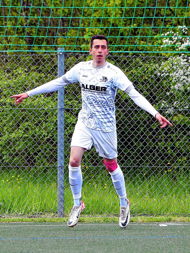 Bild 13: Bildergalerie vom Landesligaduell zwischen FC Überlingen und FV Walbertsweiler-Rengetsweiler