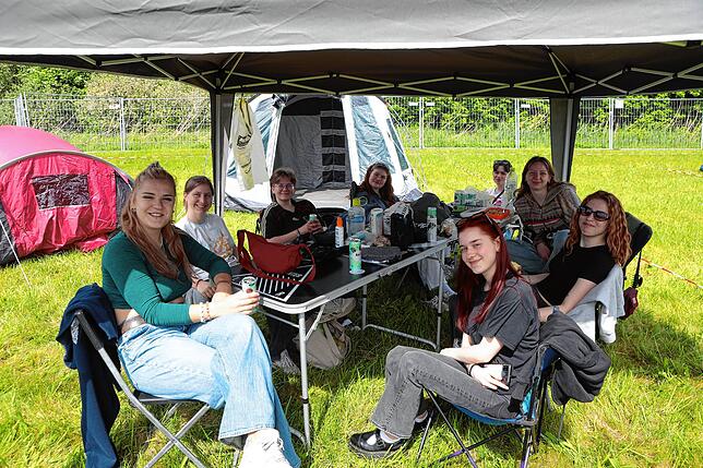 Bild 7: Die Camper sind da und stimmen sich aufs Campus-Festival 2024 ein