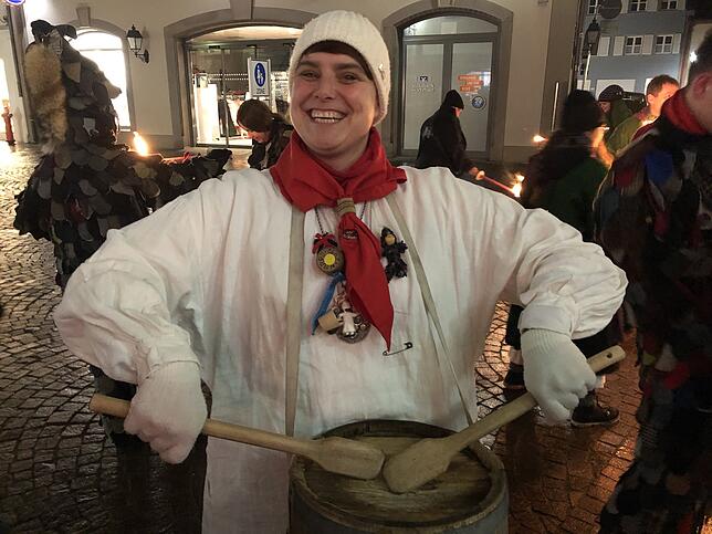 Bild 6: Mit den wenigsten Augen zum Würfelglück: Lukas Müller ist der Narro 2020 der Waldshuter Fasnacht
