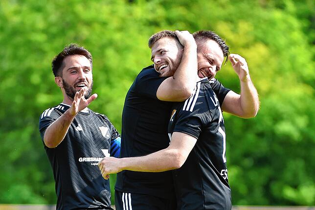 Bild 4: Der SV 08 Laufenburg gewinnt das Derby beim FC Tiengen 08 mit 5:2 – und wir haben Bilder!