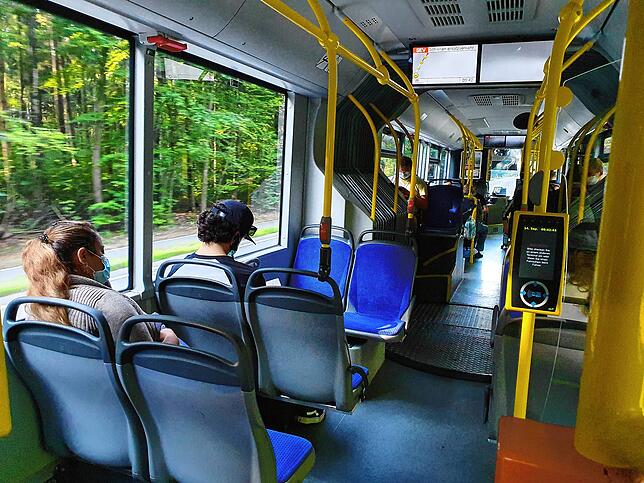 Am Montagvormittag waren die Busse ziemlich leer.