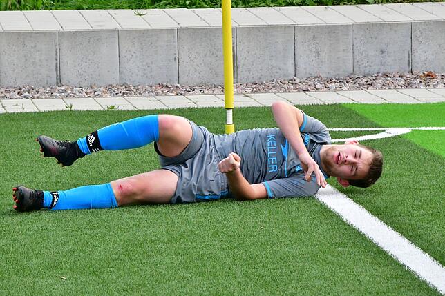 Bild 13: SV Jestetten besiegt den FC Tiengen 08 auf dem Kunstrasen in Erzingen mit 2:0 &ndash; und wir haben Bilder!