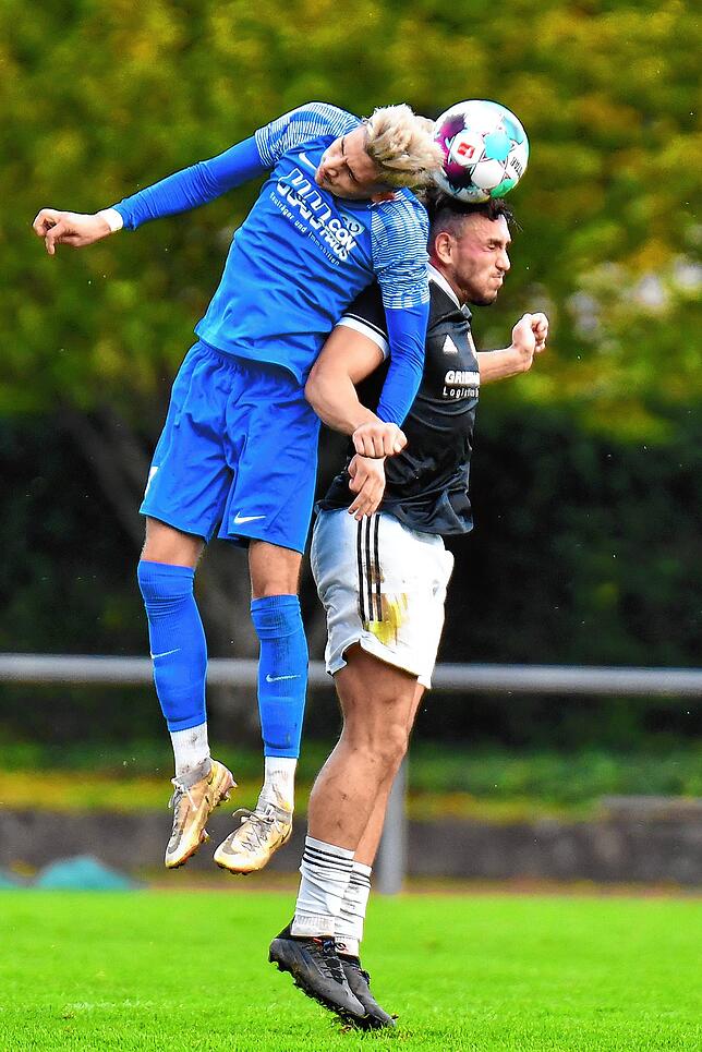 Bild 3: SV 08 Laufenburg fehlen beim 2:2 im Derby beim SV Weil vier Minuten zum Sieg &ndash; wir haben Bilder!