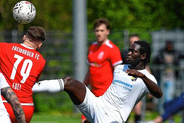 Bild 4: SV 08 Laufenburg kassiert 3:6-Niederlage bei der U23 des Freiburger FC &ndash; und wir haben Bilder!