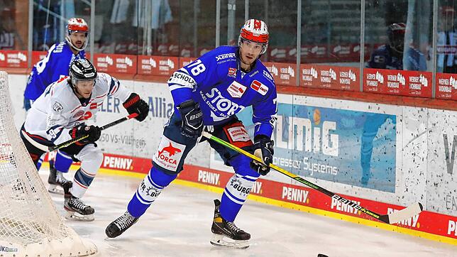 Wild Wings-Verteidiger Will Weber (rechts) zeigte sich in den Schwenninger Spielen zuhause gegen Bremerhaven und in Wolfsburg nicht ...