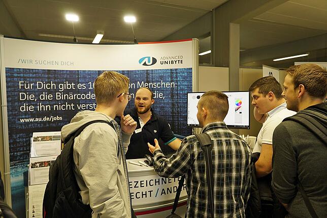 Furtwangen, Hochschule, Mi, 7.11., 9.30 Uhr: Insgesamt 86 Aussteller sind bei der Hochschulkontaktbörse vertreten und präsentieren ihre ...