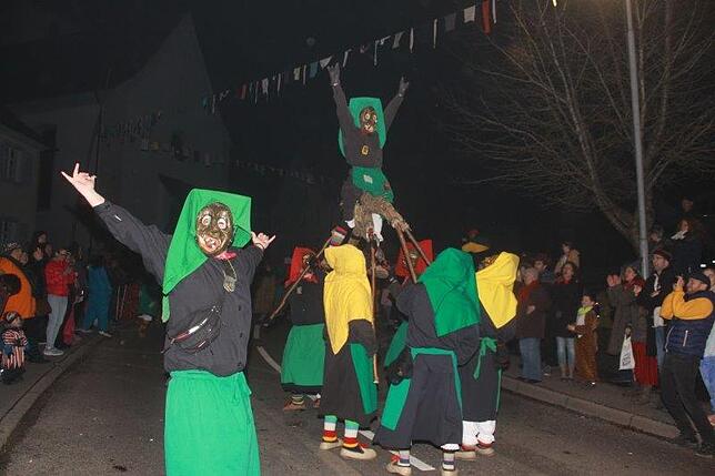 Bild 38: Bilder des große Narrentreffen der Kuhsattler in der Gemeinde Hohenfels &ndash; Teil 1