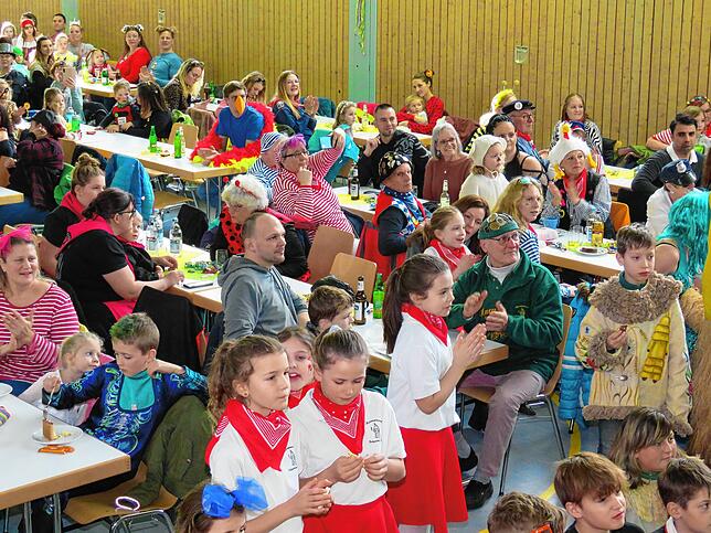 Bild 3: Narrentreiben in Brigachtal