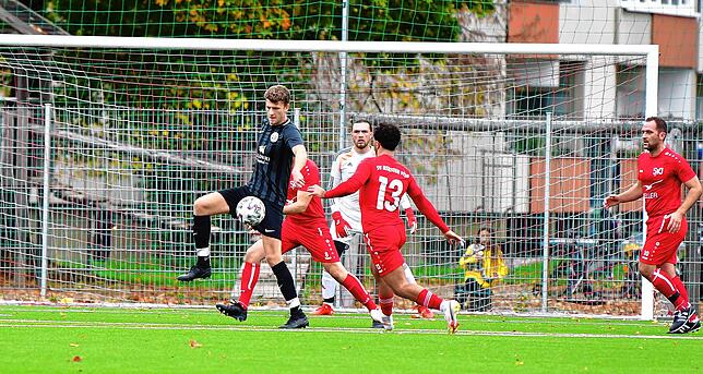 Bild 27: FC Hochrhein gewinnt das Derby beim SV Jestetten mit 3:1 &ndash; und wir haben Bilder!