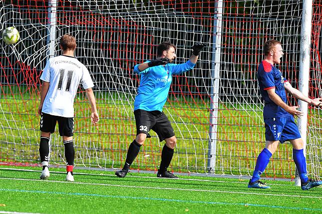 Bild 7: FV Lörrach-Brombach II besiegt Aufsteiger FC Schlüchttal glatt mit 4:0 &ndash; und wir haben die Bilder!