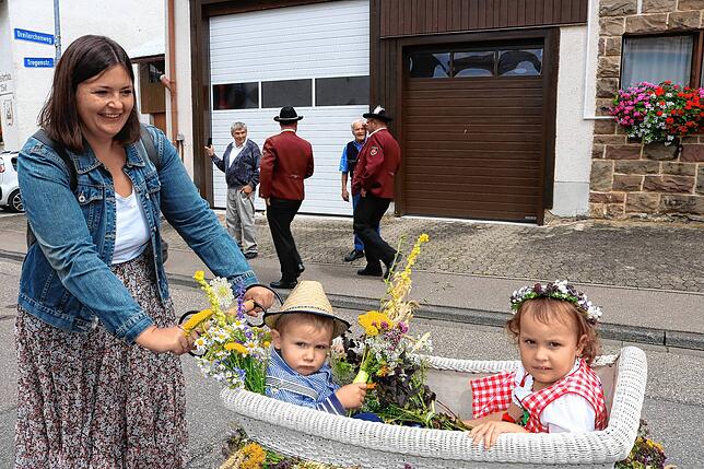 Bild 8: Drei Tage lang feierte Unadingen das Geranienfest